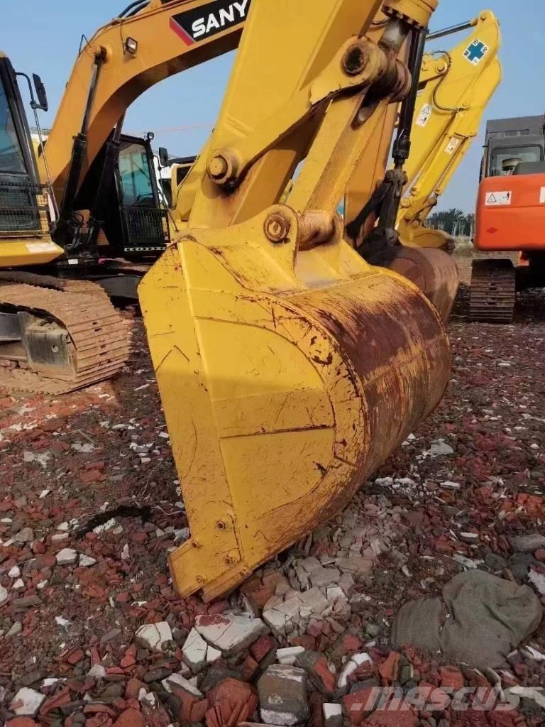 Komatsu pc 210 Pásové rýpadlá