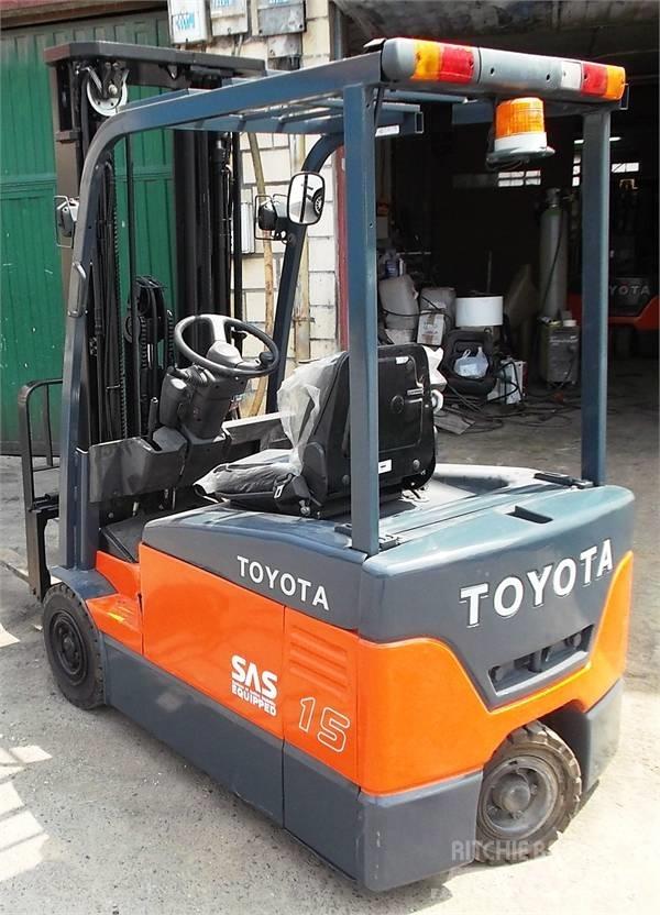 Toyota 7 FBEF 15 Akumulátorové vozíky