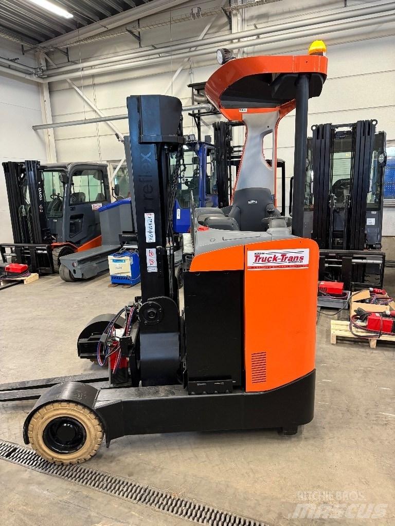 Toyota RRE160R Retraky