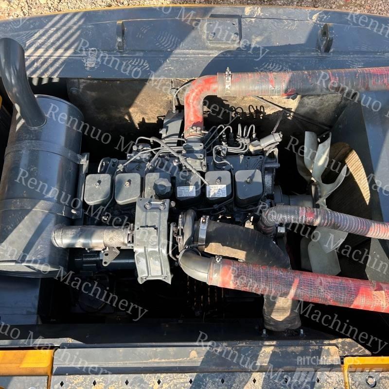 Hyundai 215 Pásové rýpadlá