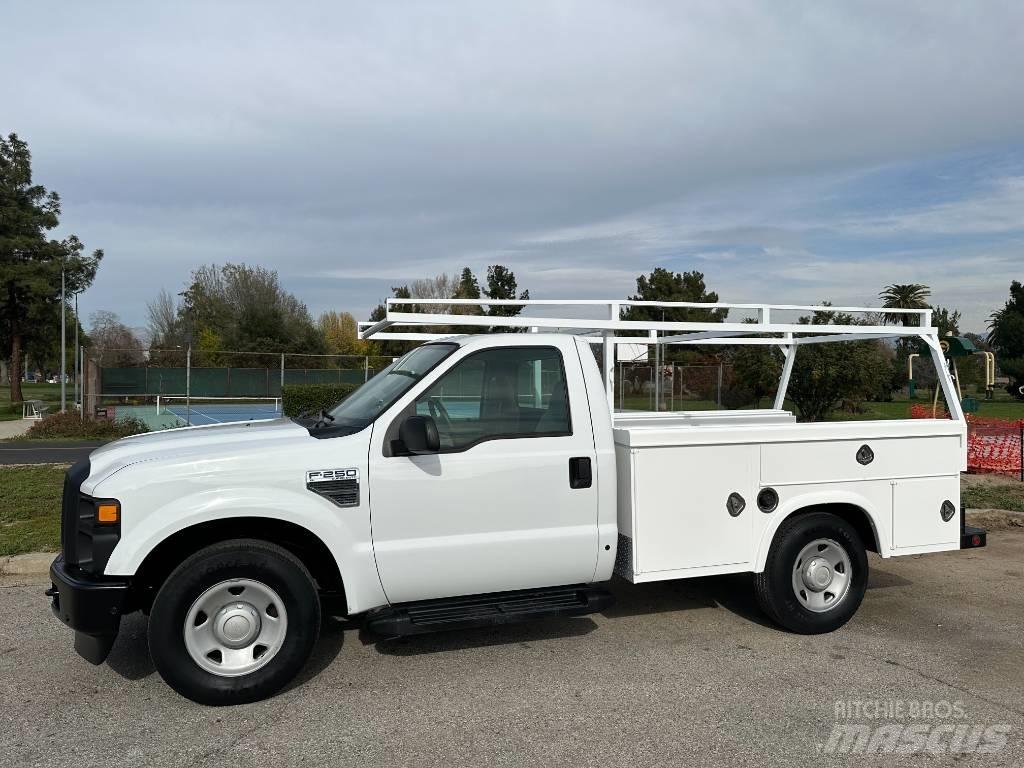 Ford F 250 SD Nakladacia/sklápacia bočnica