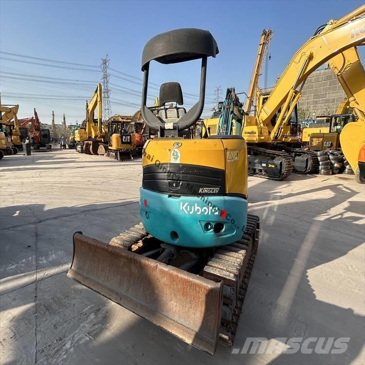 Kubota 30 Pásové rýpadlá