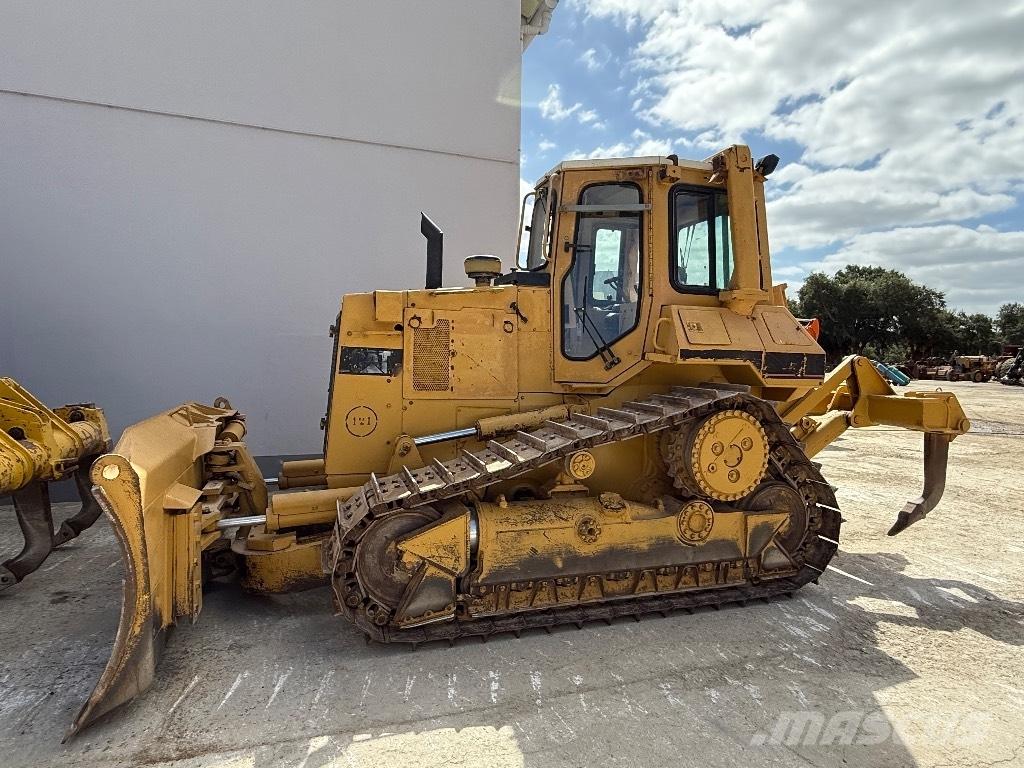 CAT D 5 H Pásové dozéry