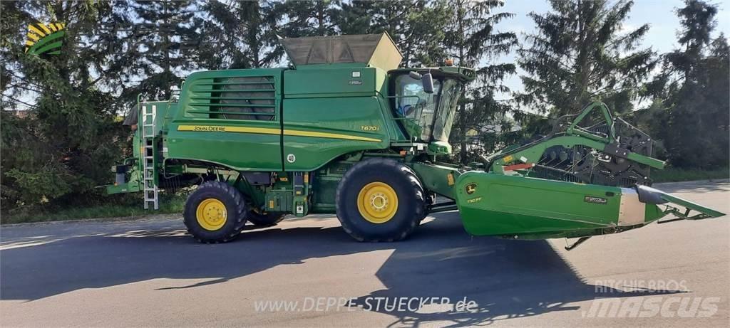 John Deere T670 Kombinované zberacie stroje