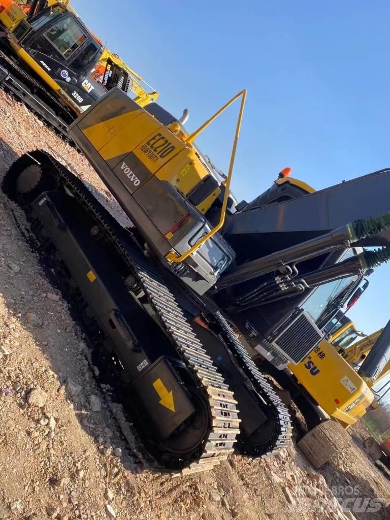 Volvo EC 210 D Pásové rýpadlá