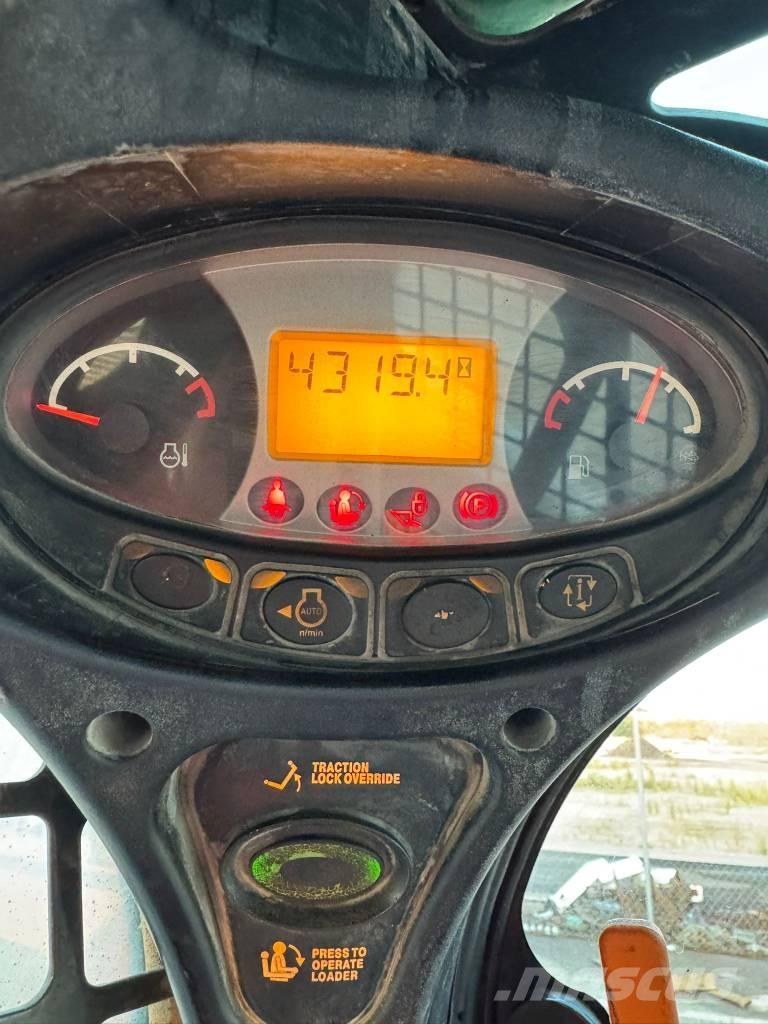 Bobcat S570 Šmykom riadené nakladače