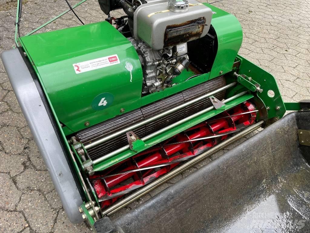 Dennis G860 Kosačky greenov