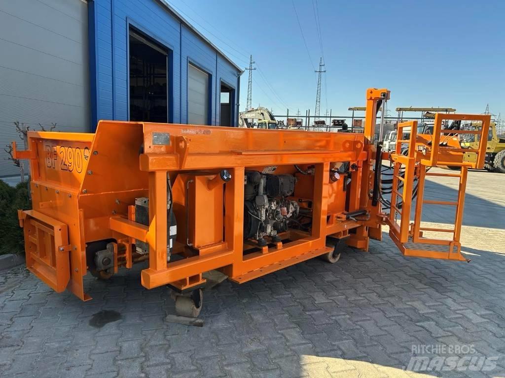 Strassmayr BF 290 Finišéry