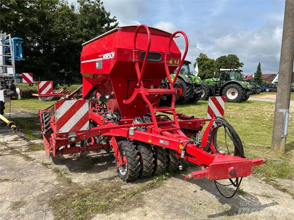 Horsch Pronto 3 DC Kombinované sejačky