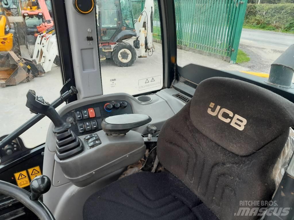 JCB TM 320 S Teleskopické nakladače pre poľnohospodárstvo