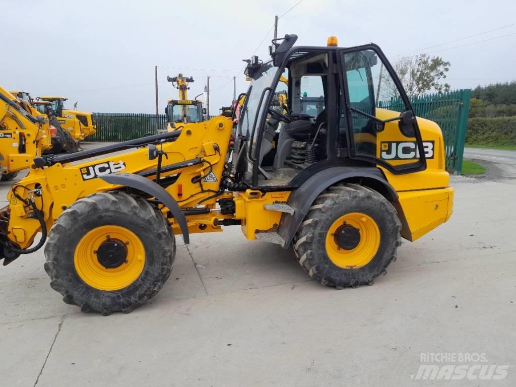 JCB TM 320 S Teleskopické nakladače pre poľnohospodárstvo