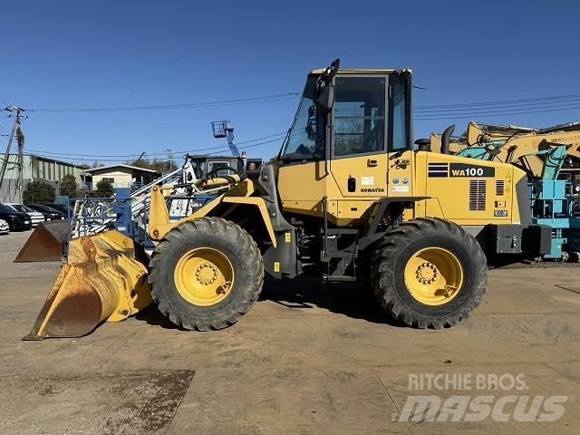 Komatsu WA 100-6 Kolesové nakladače