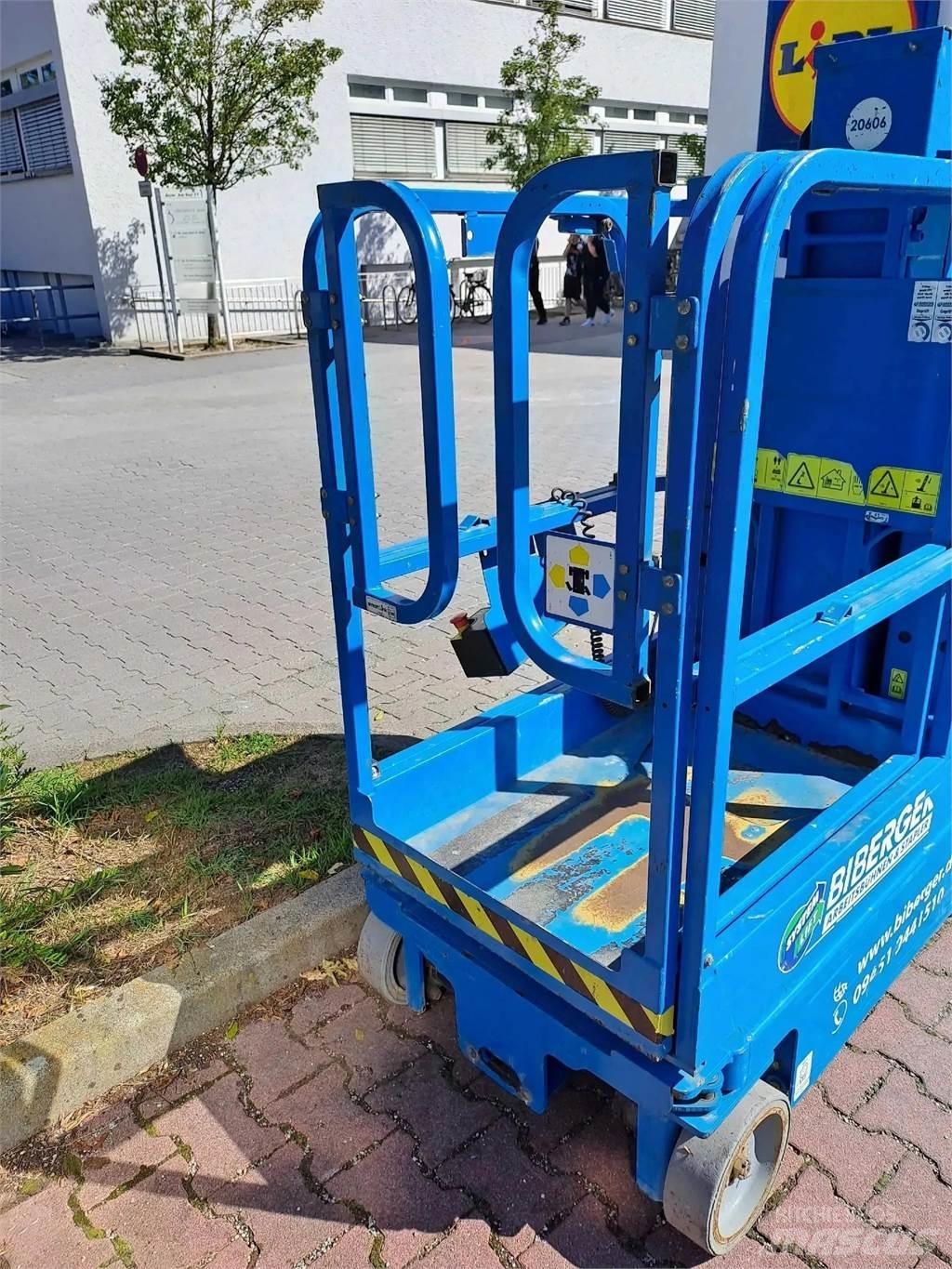 Genie GRC 12 Ďalšie zdvíhacie zariadenia a plošiny