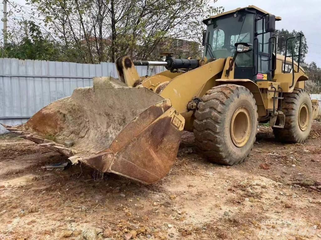 CAT 950H Kolesové nakladače