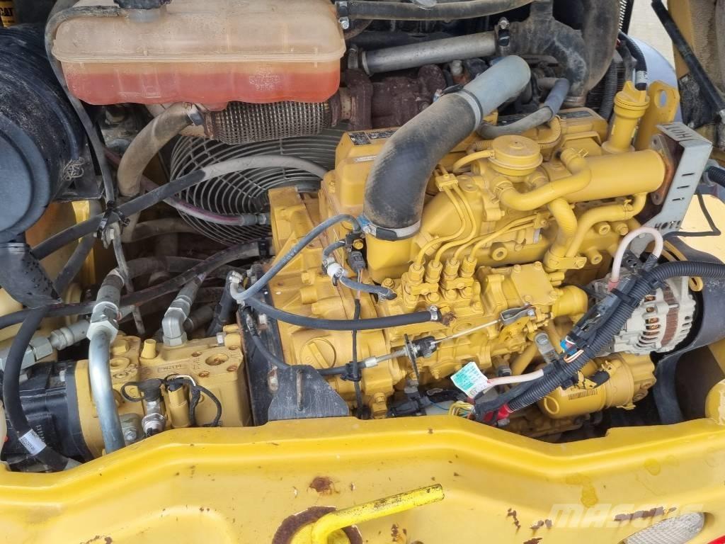 CAT 908 H 2 Kolesové nakladače