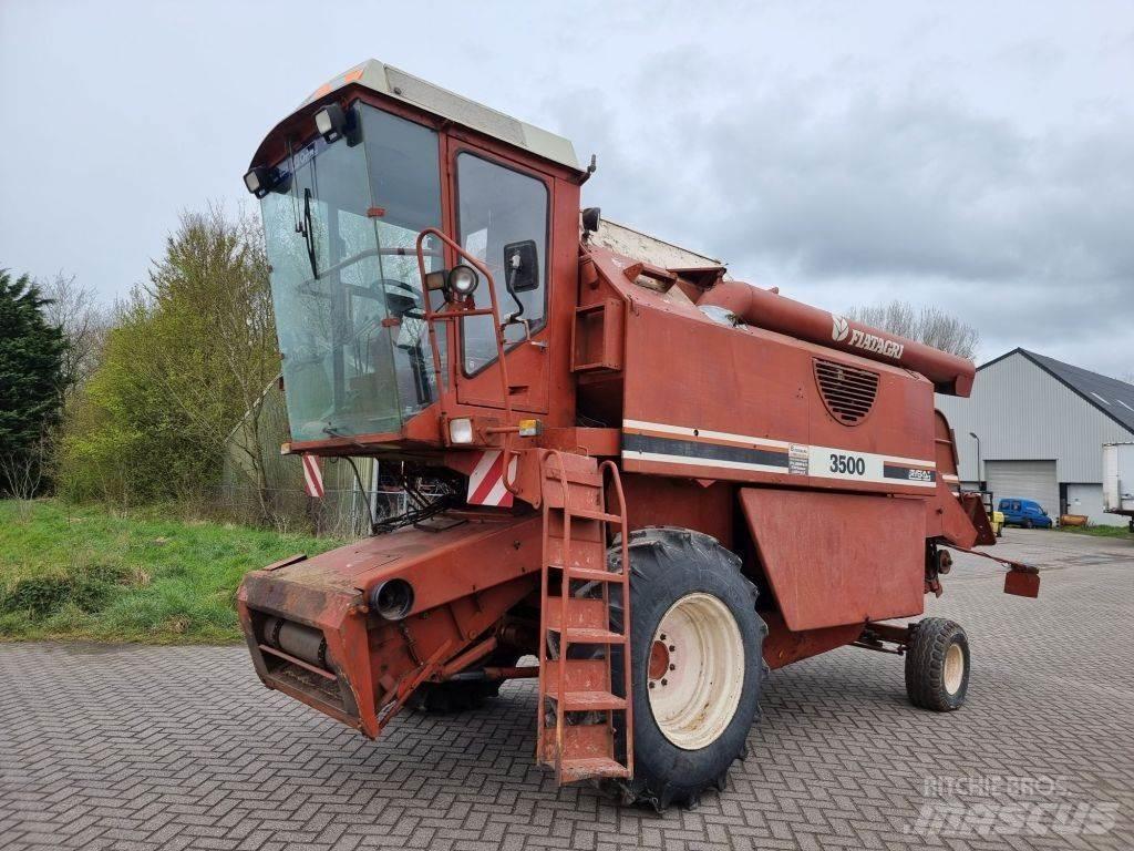 Laverda 3500 Kombinované zberacie stroje