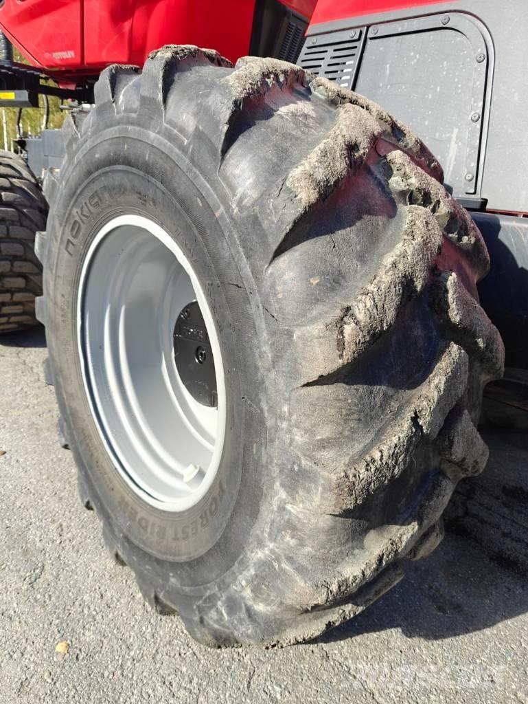 Komatsu 951 Harvestory