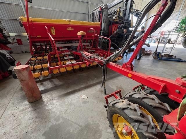 Väderstad Rapid400C Mechanické sejačky