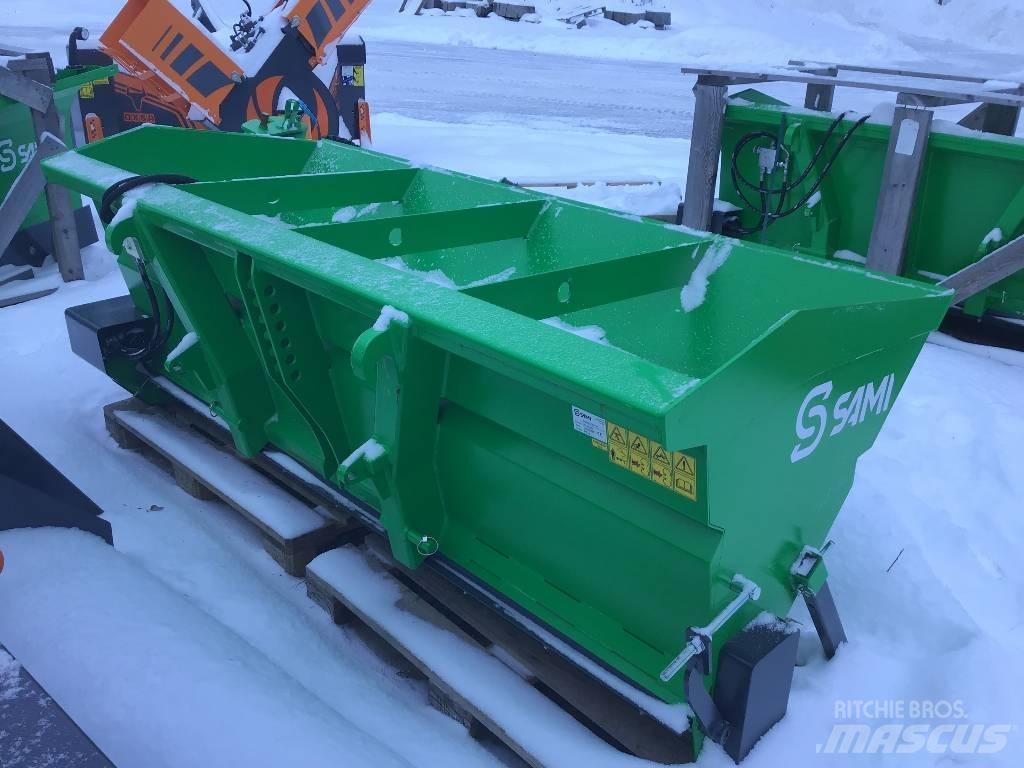 Sami SL 2300 Posýpače soli a piesku
