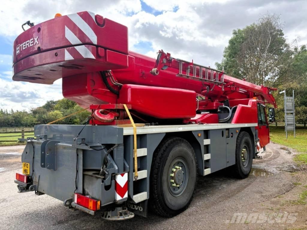Terex AC40/2L Univerzálne terénne žeriavy