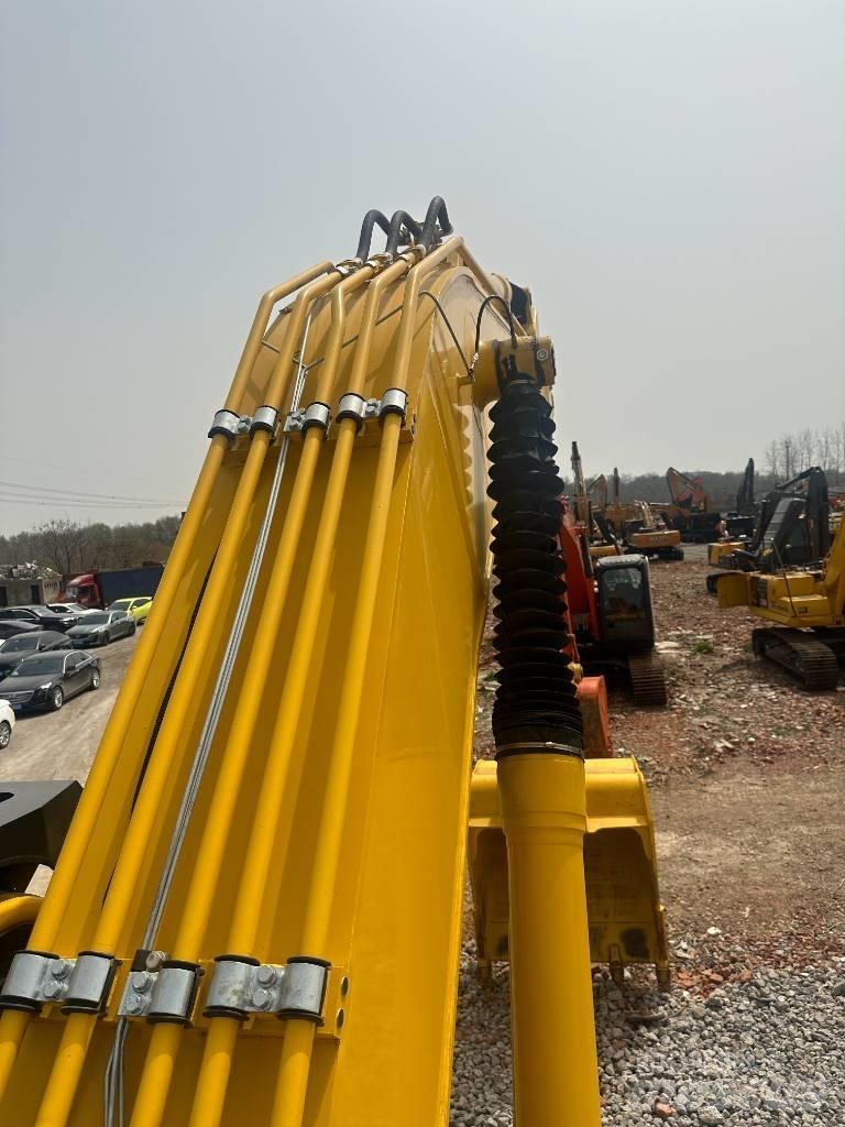 Komatsu PC 450 Pásové rýpadlá