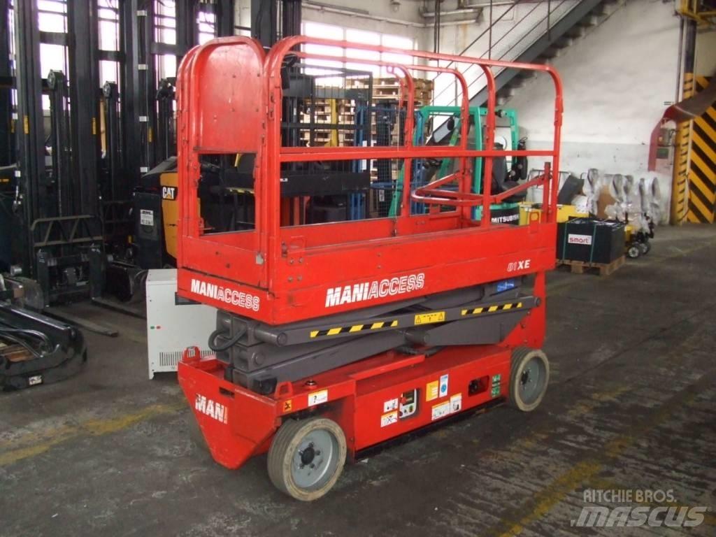 Manitou 81XE Nožnicové zdvíhacie plošiny