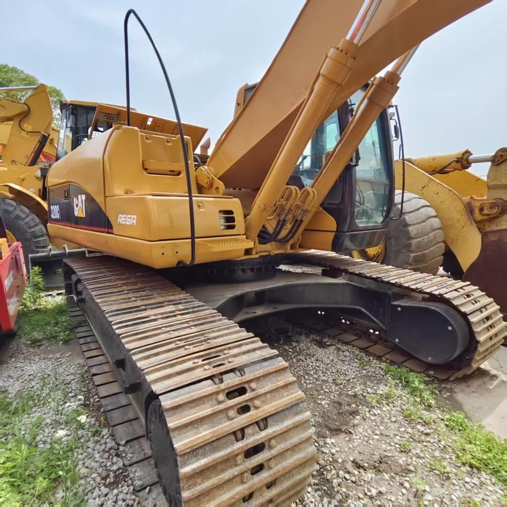 CAT 320 C L Pásové rýpadlá