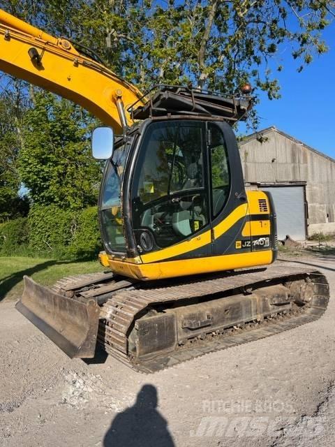 JCB JZ 140 Pásové rýpadlá