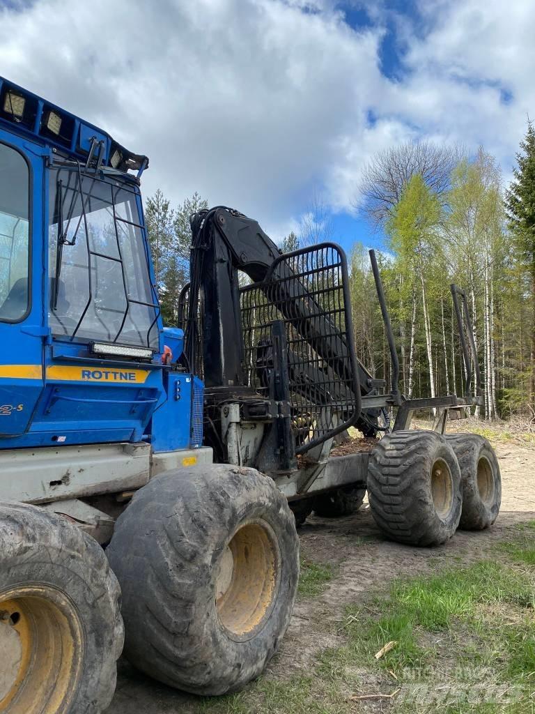 Rottne F12S Lesné traktory