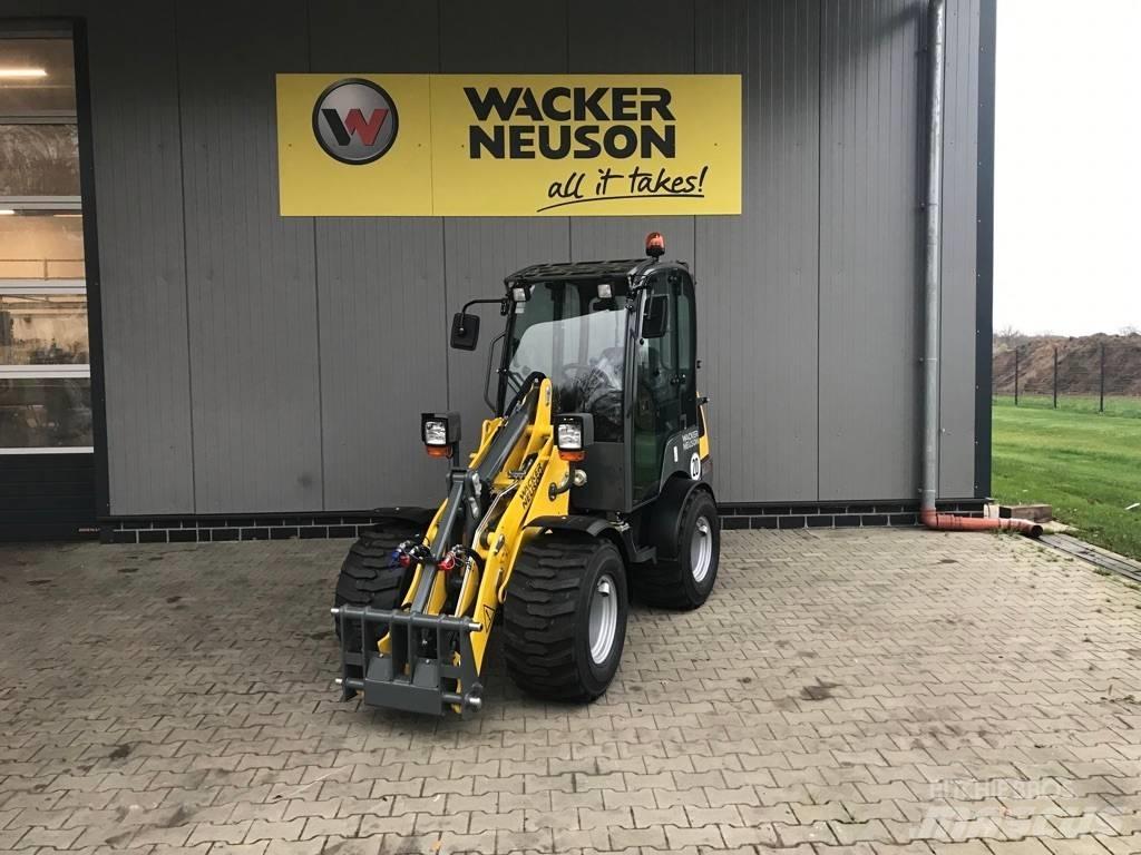 Wacker Neuson WL 25 Kolesové nakladače
