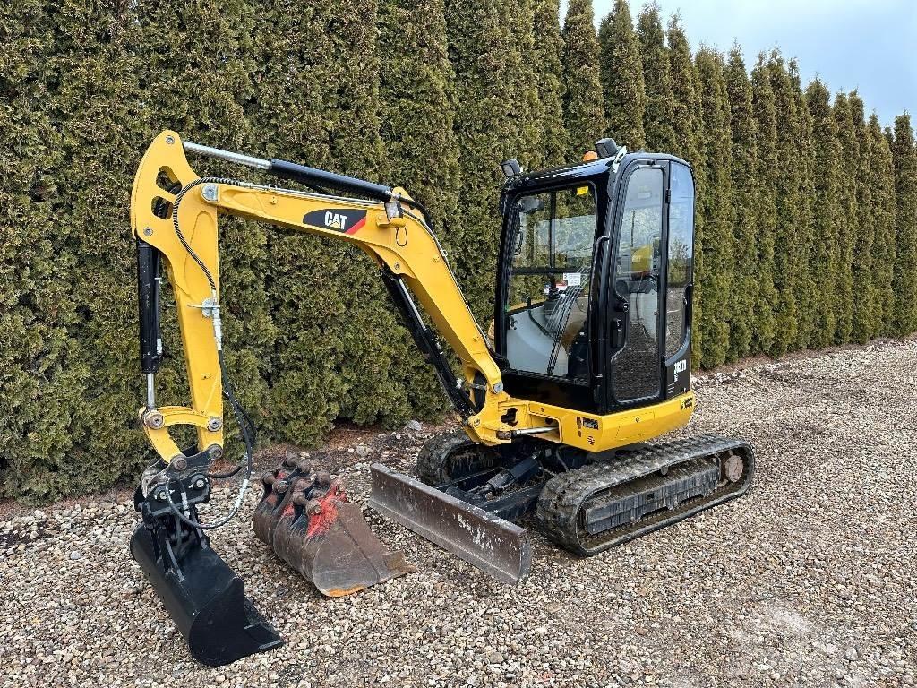 CAT 302.7 D CR Mini rýpadlá < 7t