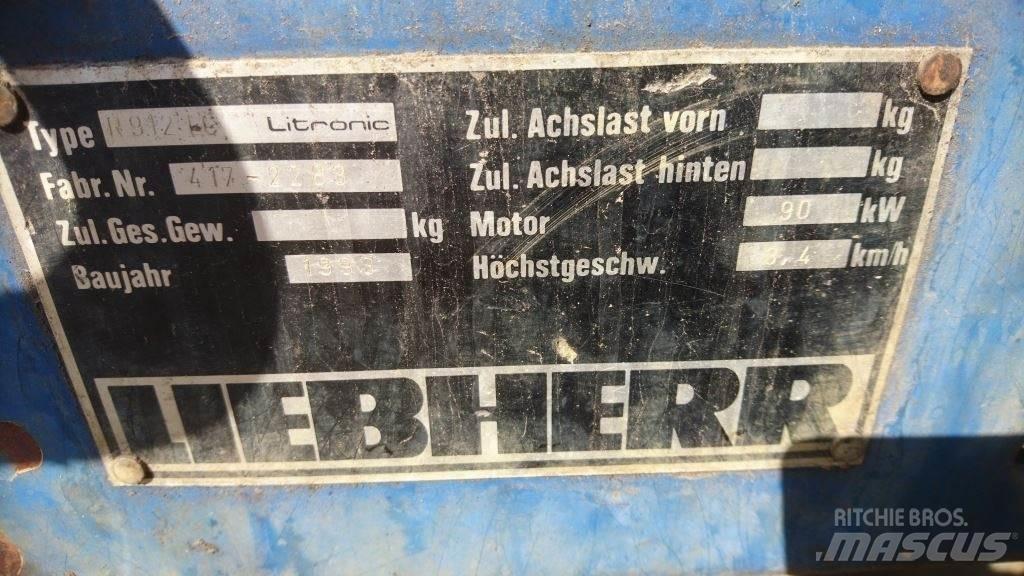 Liebherr R912LC Pásové rýpadlá