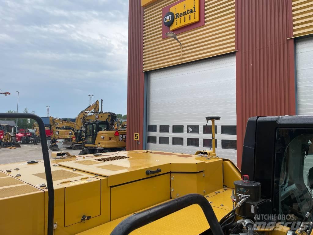 CAT 330 Pásové rýpadlá