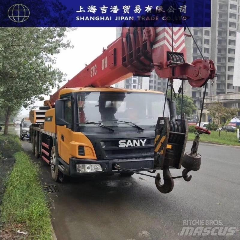 Sany STC 250 Univerzálne terénne žeriavy