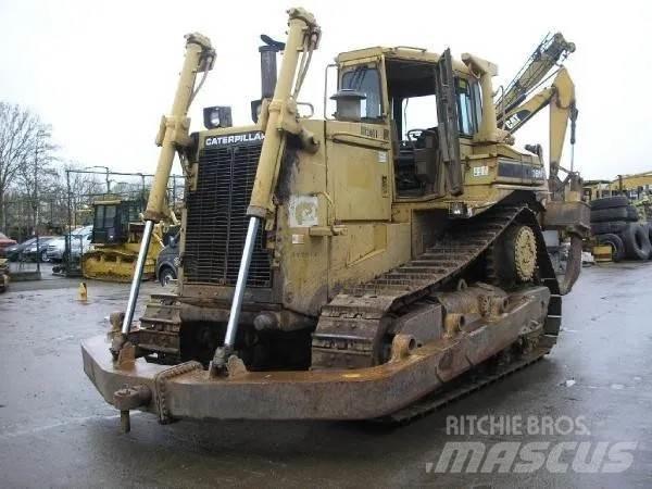 CAT D8N Pásové dozéry