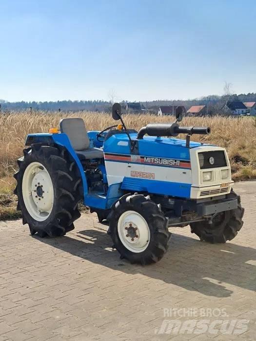 Mitsubishi MT3201 Kompaktné traktory