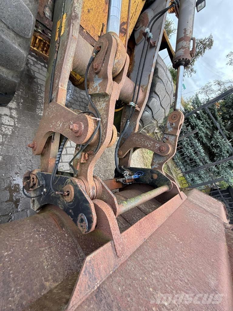 Volvo L 120 Kolesové nakladače