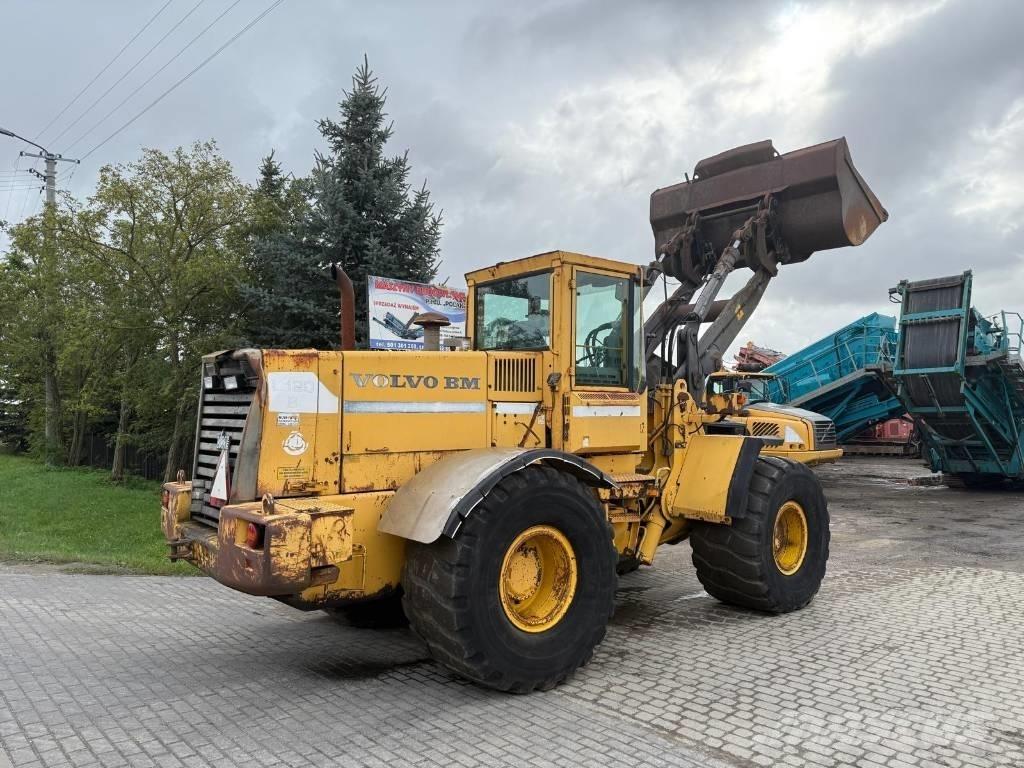 Volvo L 120 Kolesové nakladače