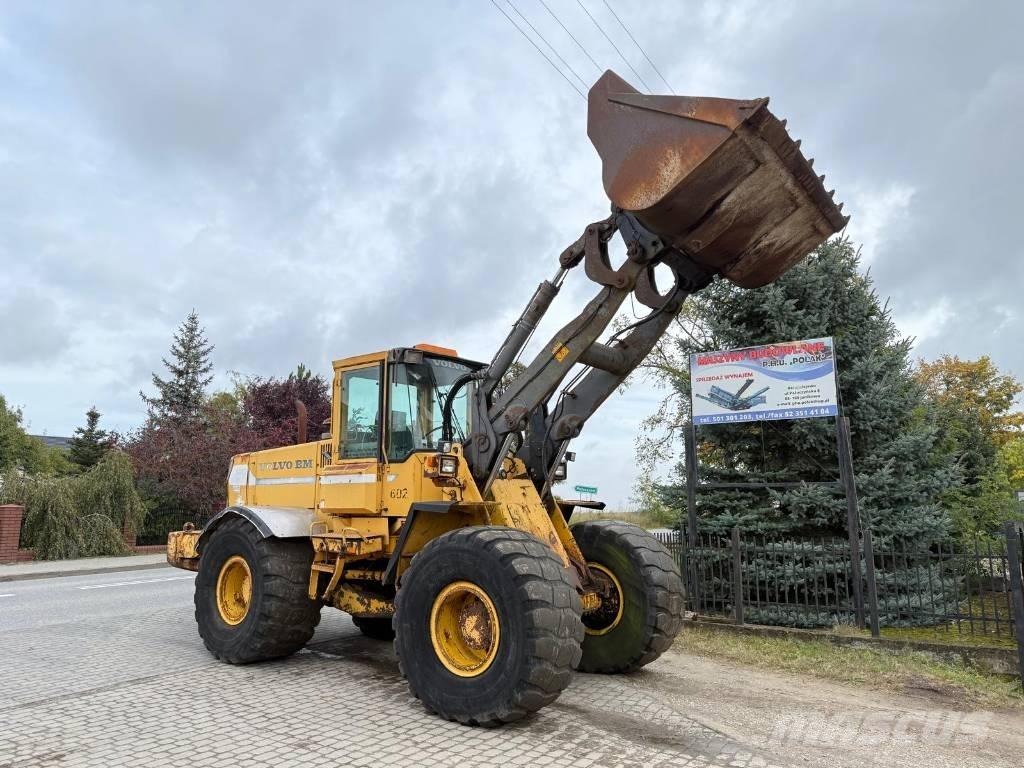 Volvo L 120 Kolesové nakladače
