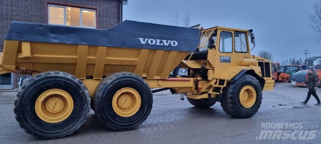 Volvo A 25 C 6x6 Kĺbové nákladné autá