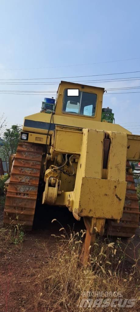 CAT D 9 N Pásové dozéry