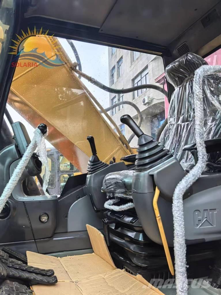 CAT 320D2L Pásové rýpadlá