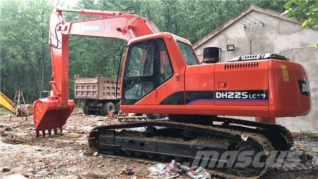 Doosan DH225 Pásové rýpadlá