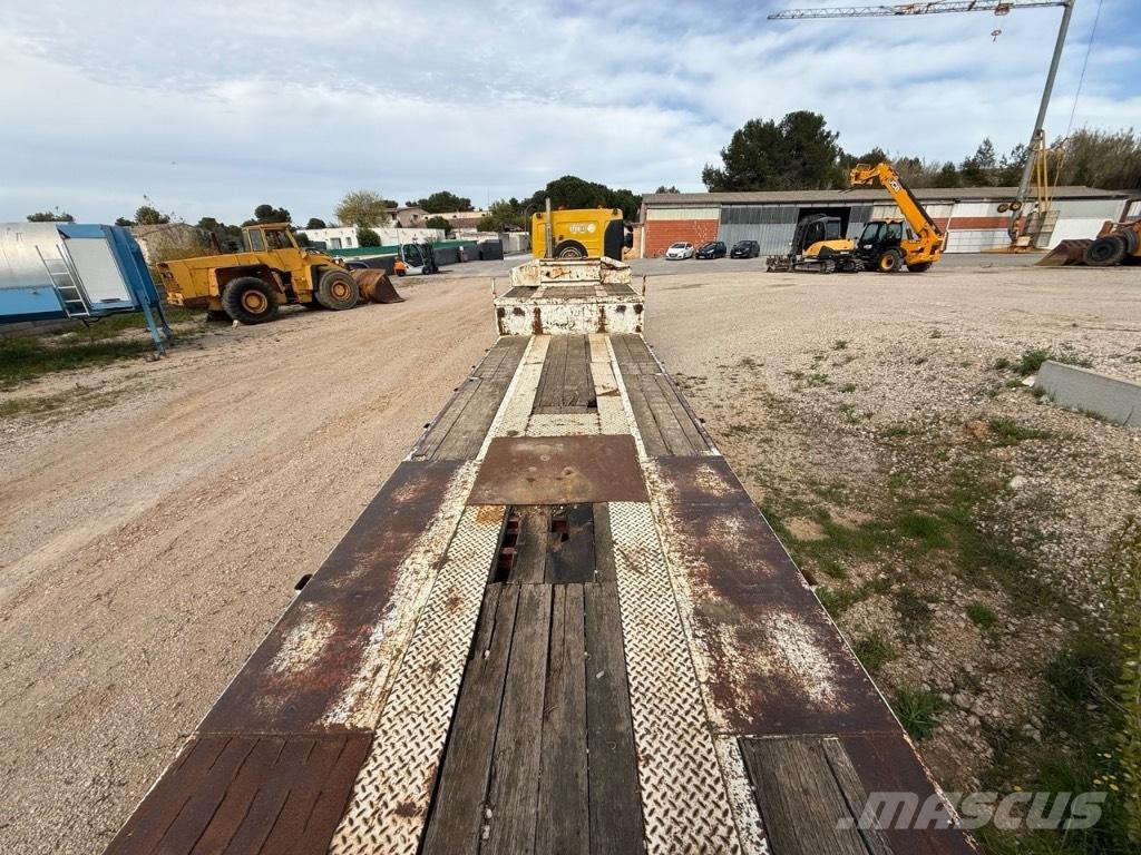 Renault Kerax Návesy na prepravu automobilov