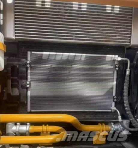 Sany 235H Pásové rýpadlá