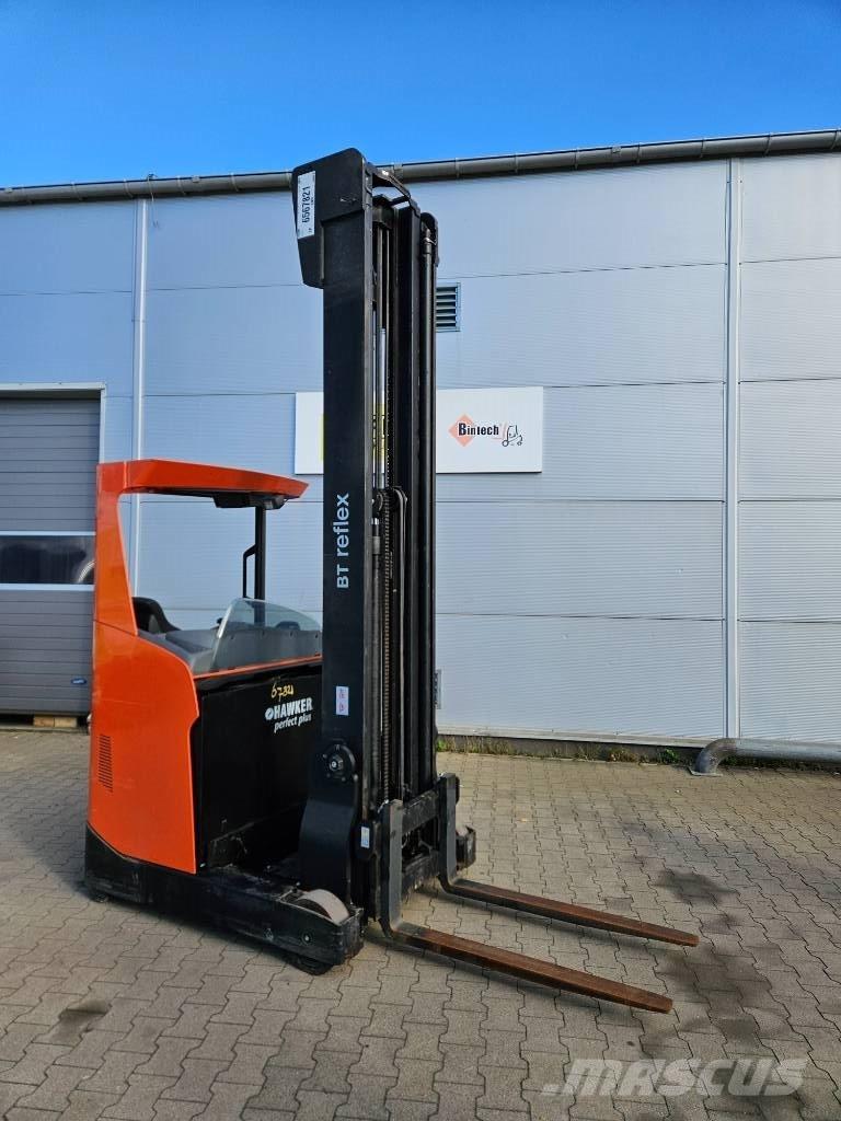 Toyota RRE140H Akumulátorové vozíky