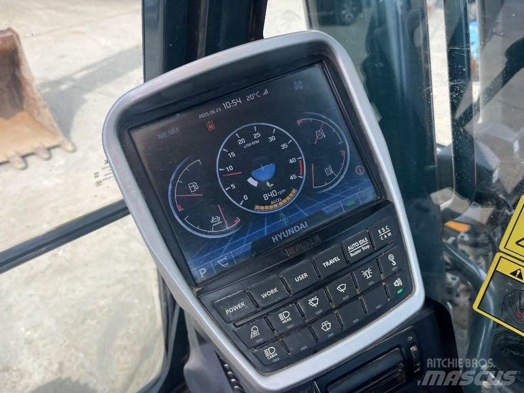 Hyundai HX220AL Pásové rýpadlá