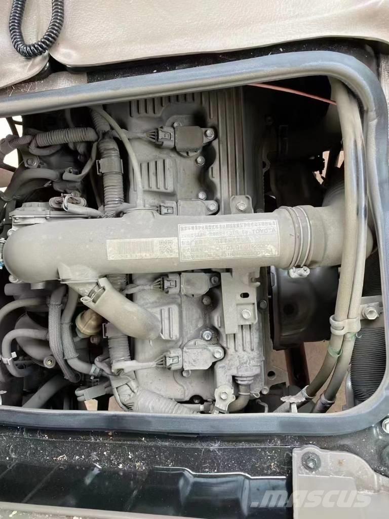 Toyota Coaster Bus Minibusy