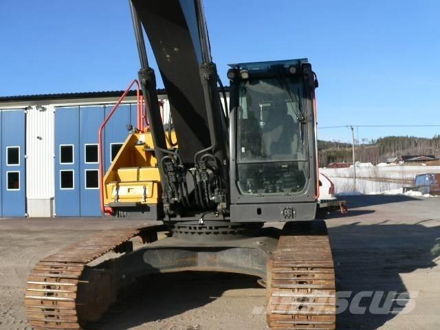 Volvo EC 300 EL Pásové rýpadlá