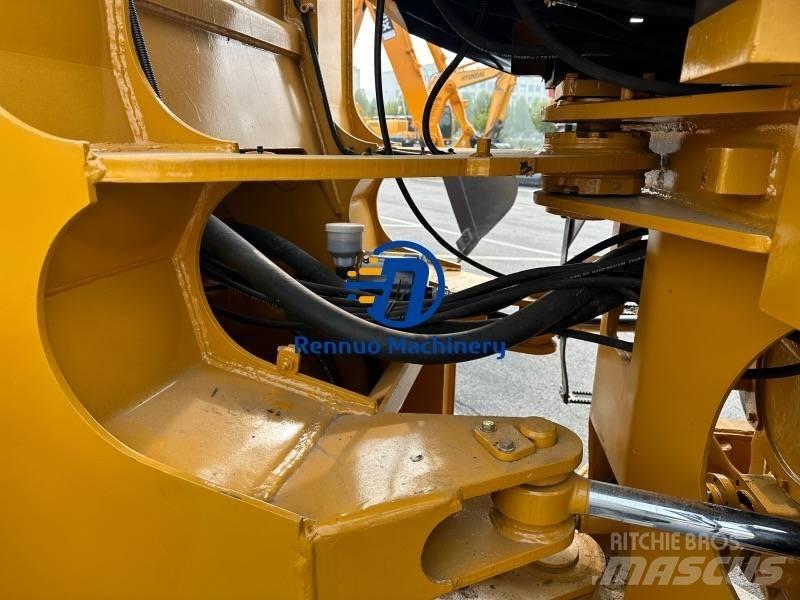 CAT 966H Kolesové nakladače